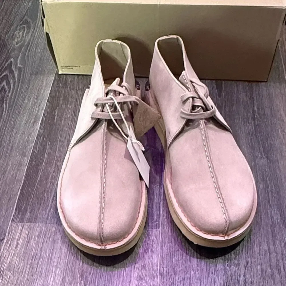 Clarks Men's Beige Suede Desert Trek Chukka Boots in sand suede sz 11.5